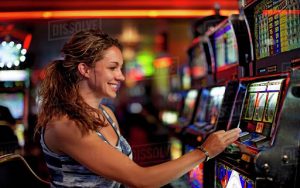 Hiểu rõ tính năng của máy Slot Machine để giành chiến thắng